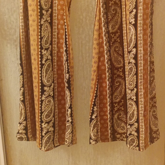 Women's plus size pants - Picture 2 of 4